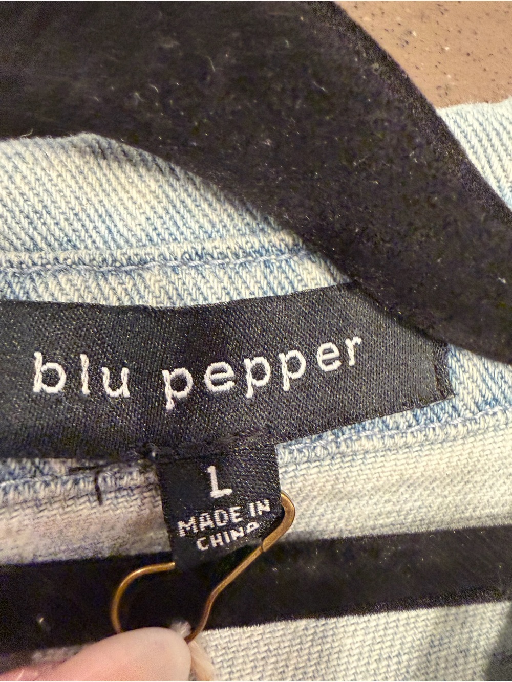 NWT Blu Pepper Denim and Cable Knit Mixed Media Shacket (Shirt Jacket), Sz: L - Picture 9 of 11